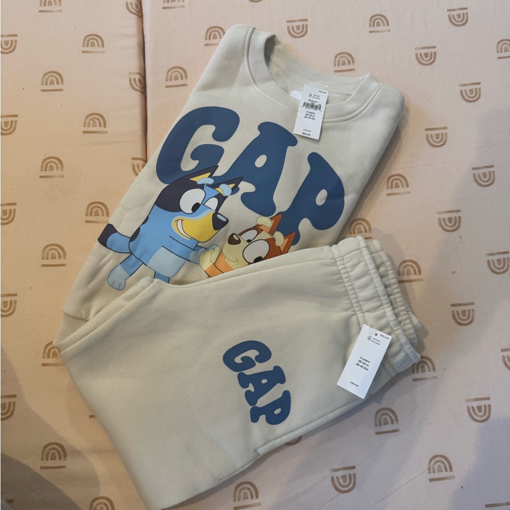 GAP Kids Bluey Sweatshirt and Sweatpants